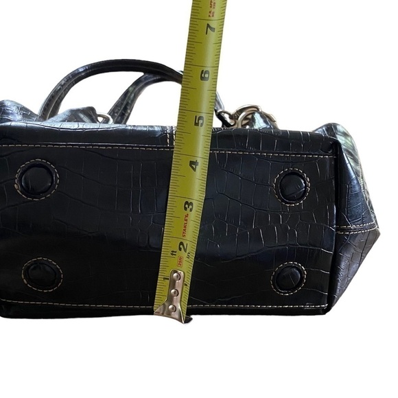 NINE WEST Faux Crocodile Patent Leather Shoulder Bag w/Matching Wristlet, Black - Picture 11 of 16